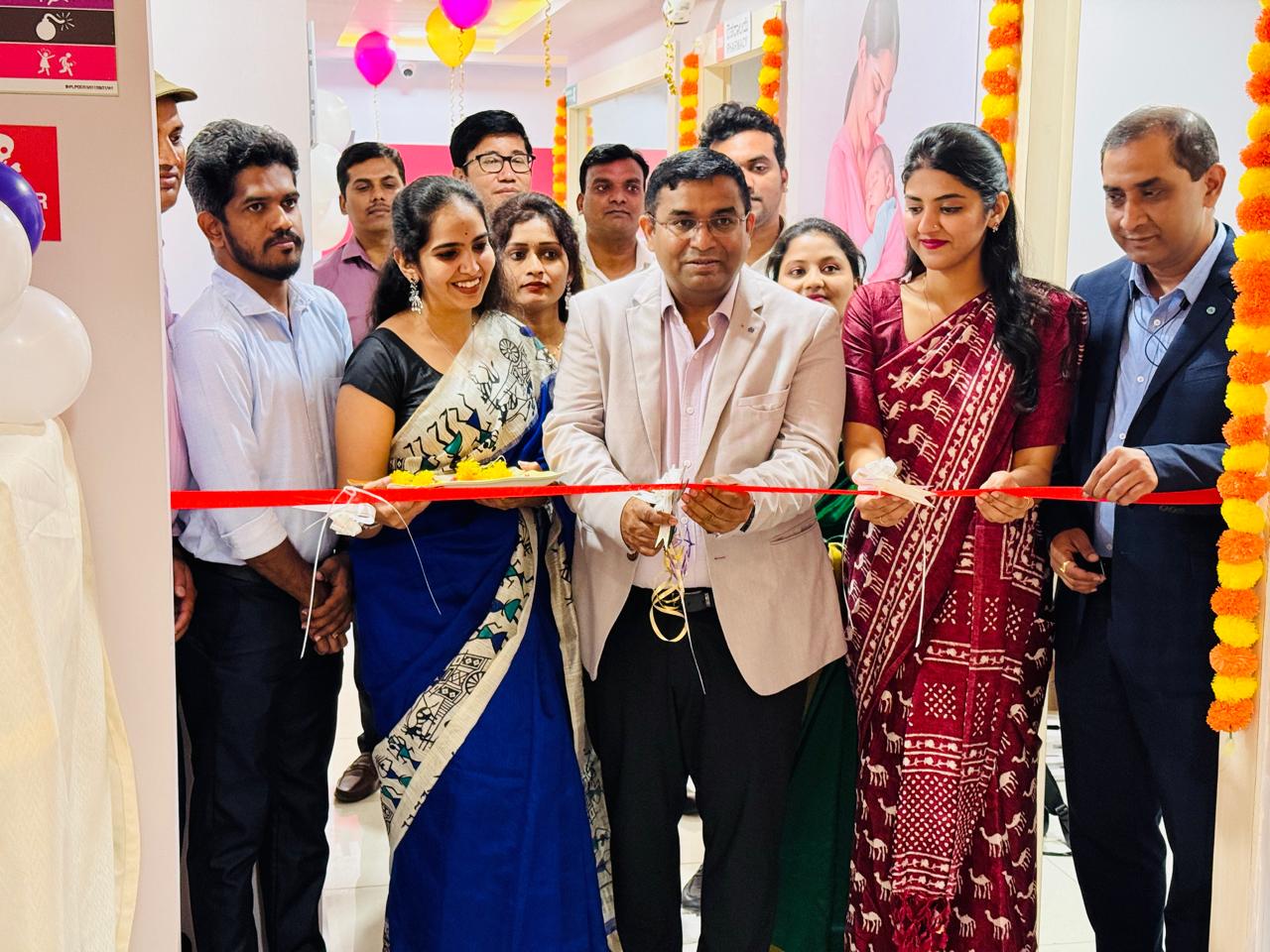 इन्दिरा  आईवीएफ ने थानिसांद्रा बेंगलुरु में नए फर्टिलिटी क्लिनिक का किया शुभारंभ 