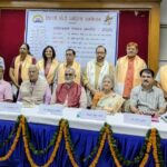 दिल्ली हिन्दी साहित्य सम्मेलन ने किया साहित्यकारों का सम्मान
