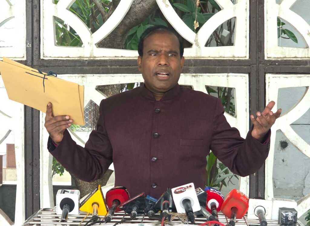 न्याय में देरी पर उठे सवाल: डॉ. के.ए. पॉल ने सुप्रीम कोर्ट से शीघ्र सुनवाई की मांग की