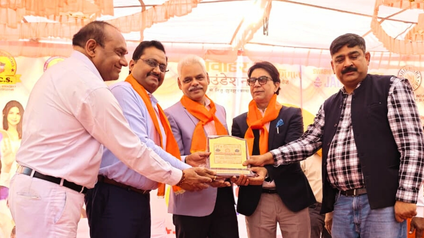 स्वास्थ्य सेवा और सम्मान का संगम: बिहार दिवस पर 71 प्रतिभाओं को मिला ‘बिहार गौरव सम्मान’