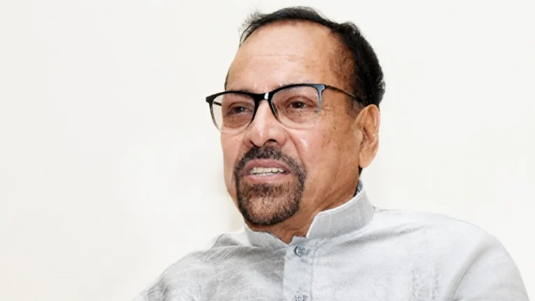 केंद्रीय सूचना एवं प्रसारण मंत्री से छोटे एवं मध्यम समाचार पत्रों को विज्ञापन बजट में उचित स्थान देने की अपील