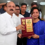 दिल्ली में बढ़ा पैरा स्विमिंग का क्रेज! तालकटोरा में 150 से ज्यादा दिव्यांग तैराकों ने किया मुकाबला